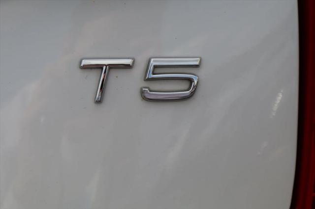 2017 Volvo XC90 T5 Momentum