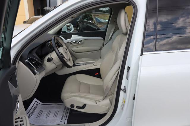 2017 Volvo XC90 T5 Momentum