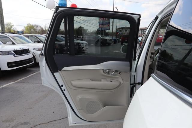 2017 Volvo XC90 T5 Momentum