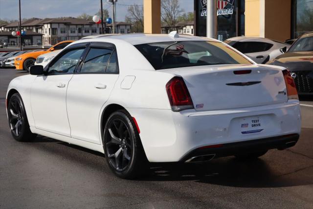 2021 Chrysler 300 300S