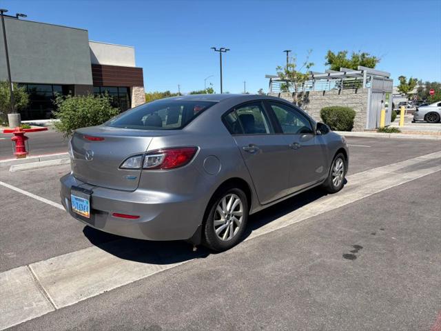 2013 Mazda Mazda3 i Touring