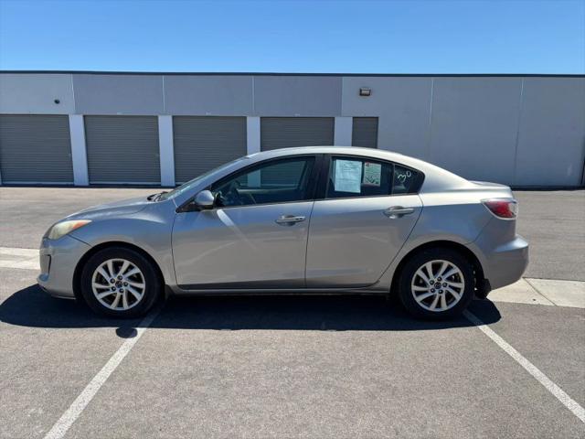 2013 Mazda Mazda3 i Touring