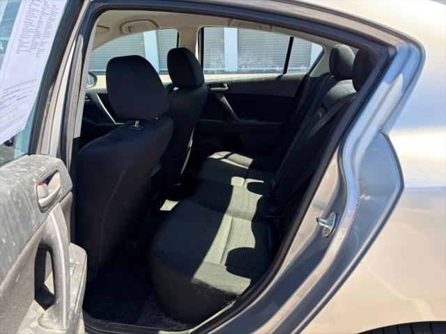 2013 Mazda Mazda3 i Touring
