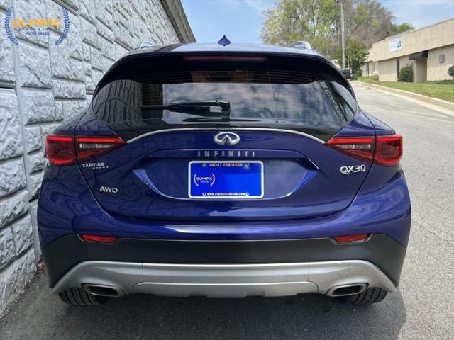 2018 INFINITI QX30 Luxury