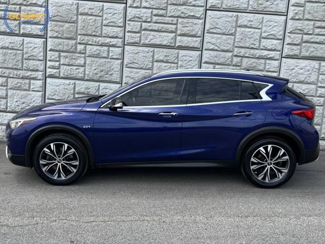 2018 INFINITI QX30 Luxury