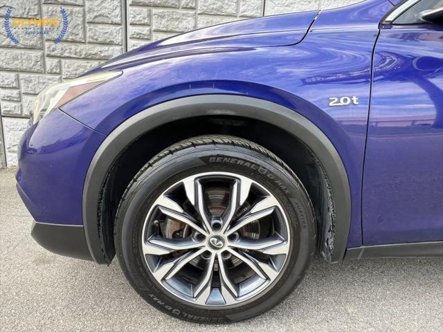 2018 INFINITI QX30 Luxury