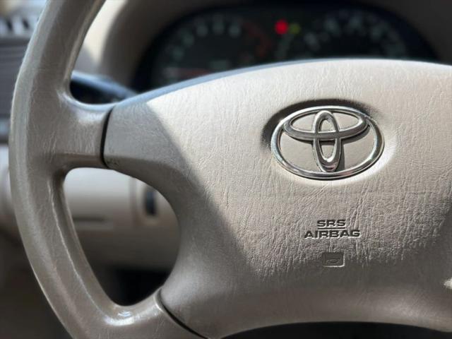 2004 Toyota Camry LE