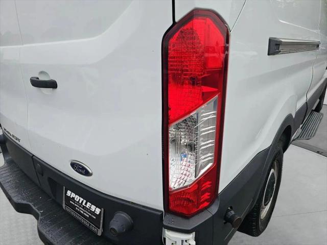 2018 Ford Transit w/Sliding Side Door w/LWB