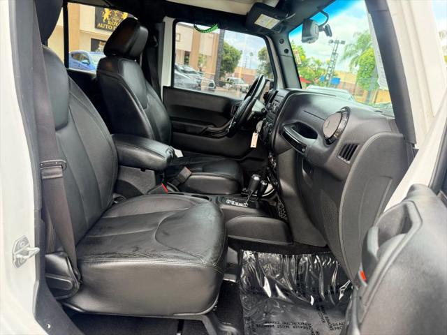 2015 Jeep Wrangler Unlimited Altitude