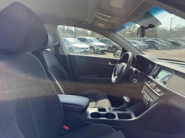 2016 Kia Optima LX