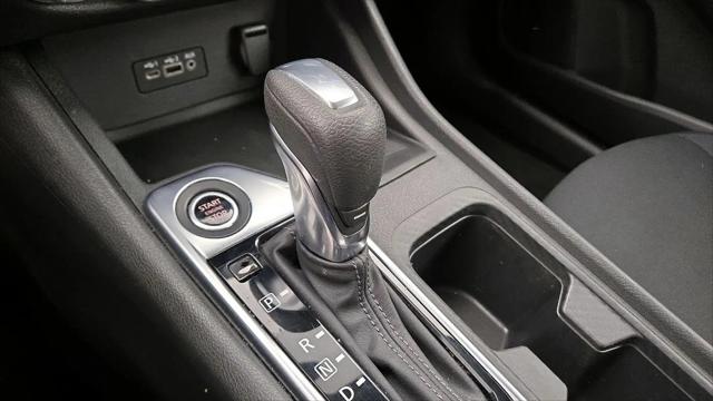 2023 Nissan Sentra SV Xtronic CVT
