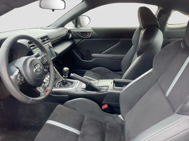 2024 Toyota GR86 Premium
