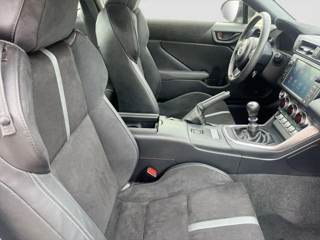 2024 Toyota GR86 Premium