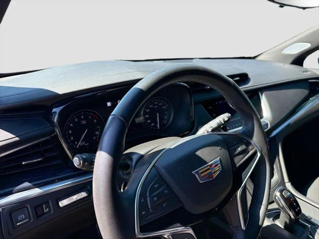 2024 Cadillac XT5 FWD Premium Luxury