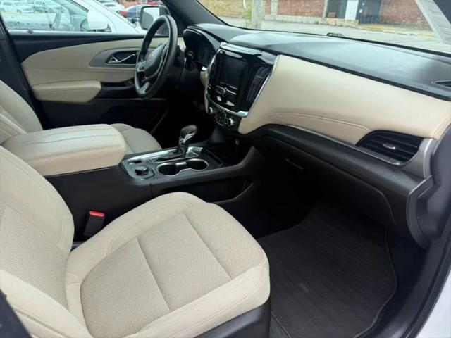 2022 Chevrolet Traverse FWD LS