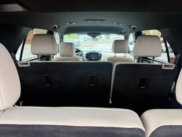 2022 Chevrolet Traverse FWD LS