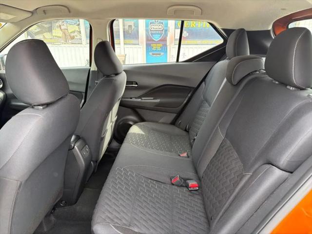 2022 Nissan Kicks SV Xtronic CVT