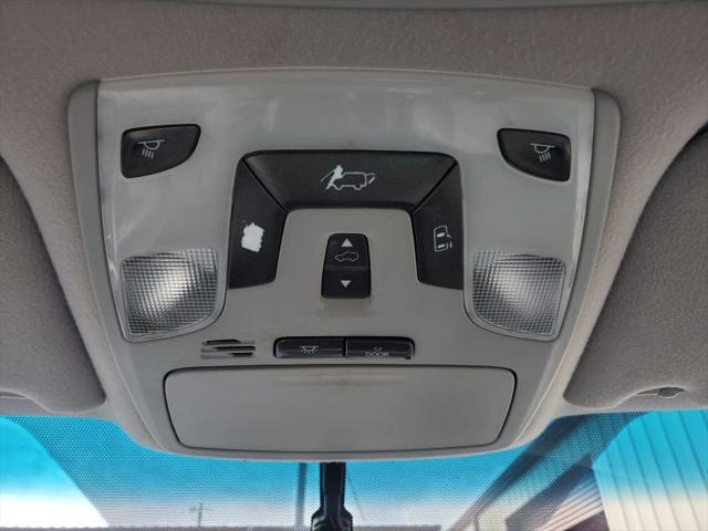 2012 Toyota Sienna XLE V6 8 Passenger