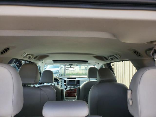 2012 Toyota Sienna XLE V6 8 Passenger