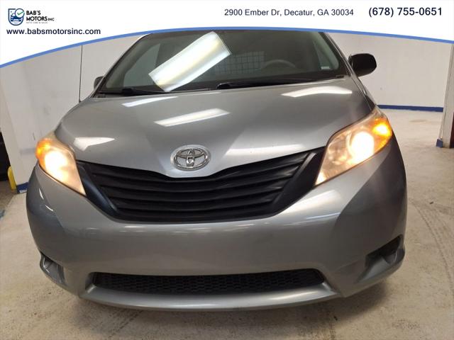 2011 Toyota Sienna Base V6