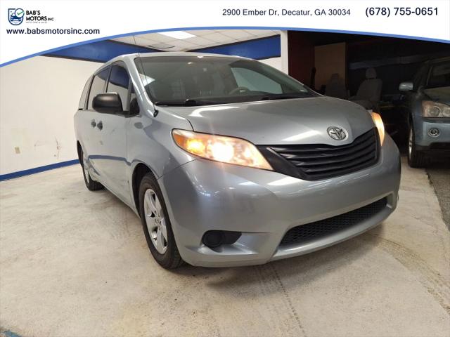 2011 Toyota Sienna Base V6
