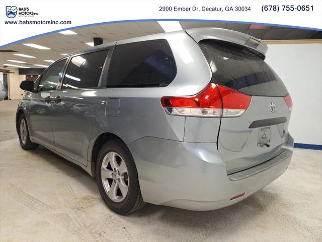 2011 Toyota Sienna Base V6