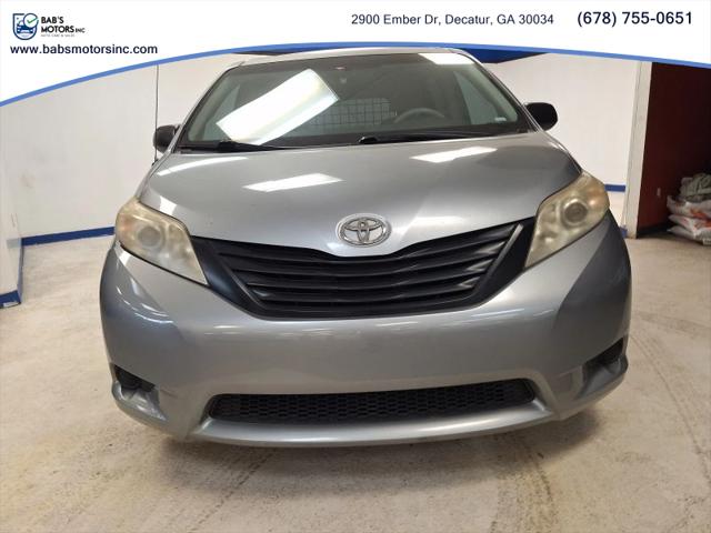 2011 Toyota Sienna Base V6