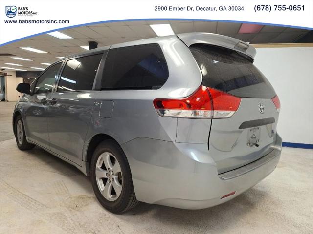 2011 Toyota Sienna Base V6