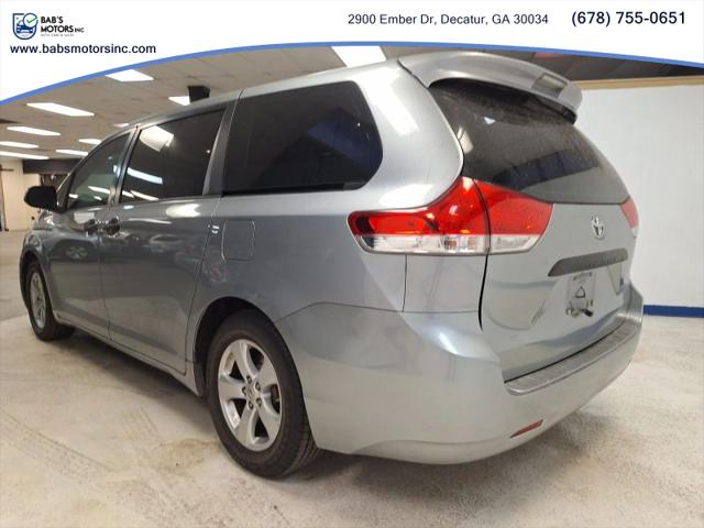 2011 Toyota Sienna Base V6
