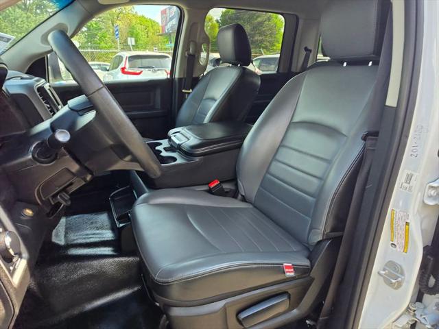 2022 Ram 1500 Classic Tradesman Crew Cab 4x2 5'7" Box
