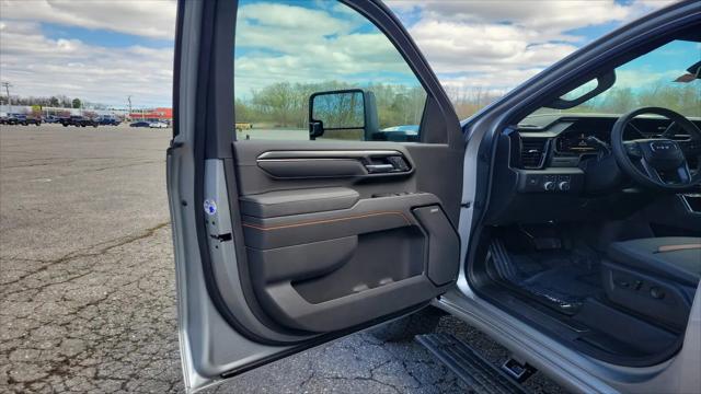 2026 GMC Sierra 2500HD Crew Cab, Standard Bed, AT4, 4WD
