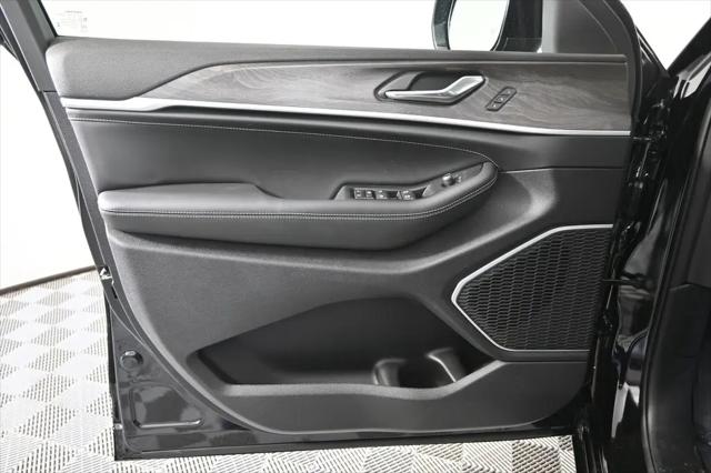2026 Jeep Grand Cherokee L Limited Reserve