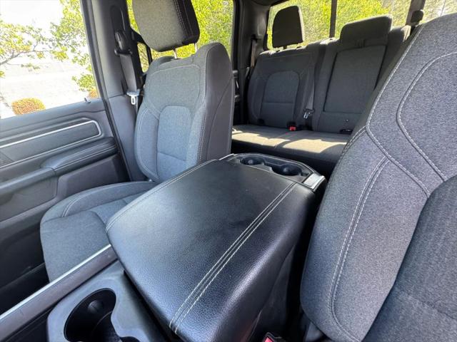 2020 Ram 1500 Big Horn Crew Cab 4x4 5'7" Box