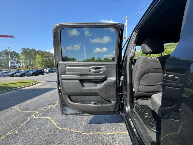 2020 Ram 1500 Big Horn Crew Cab 4x4 5'7" Box