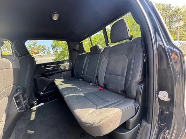 2020 Ram 1500 Big Horn Crew Cab 4x4 5'7" Box