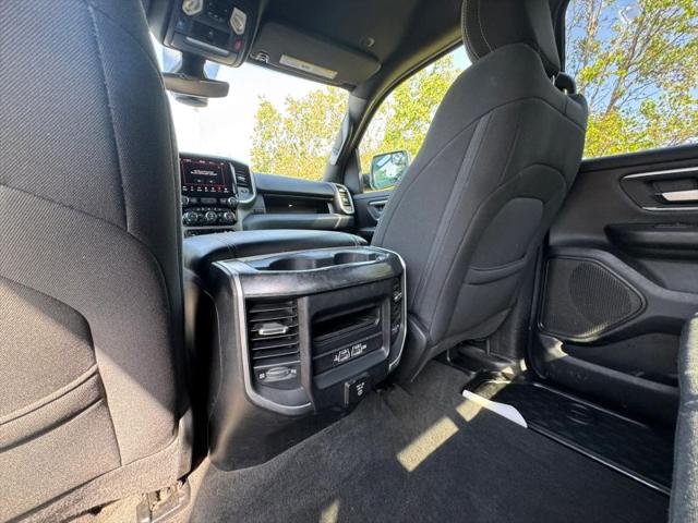 2020 Ram 1500 Big Horn Crew Cab 4x4 5'7" Box
