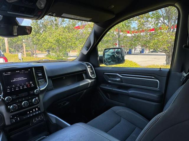 2020 Ram 1500 Big Horn Crew Cab 4x4 5'7" Box