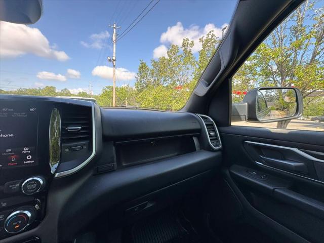 2020 Ram 1500 Big Horn Crew Cab 4x4 5'7" Box