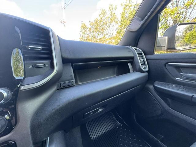 2020 Ram 1500 Big Horn Crew Cab 4x4 5'7" Box