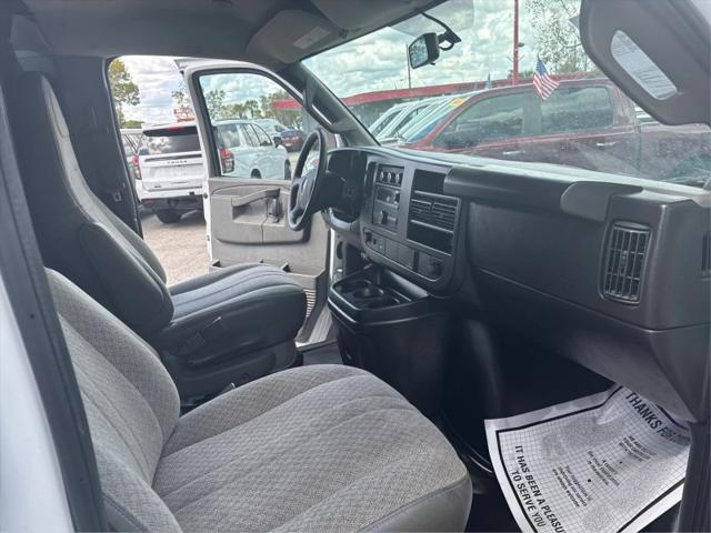 2023 GMC Savana Cargo RWD 2500 Regular Wheelbase Work Van