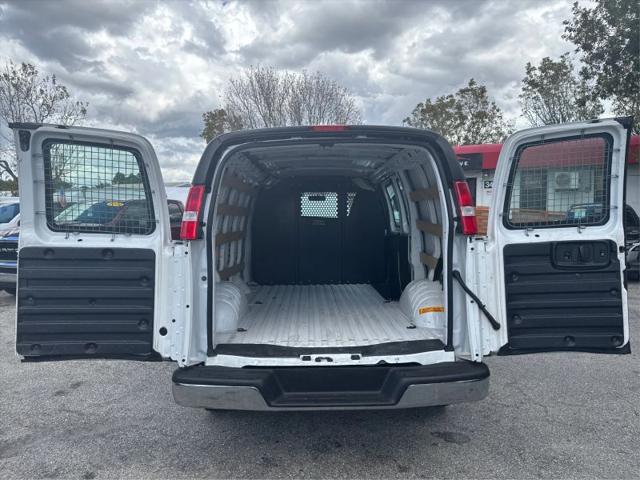 2023 GMC Savana Cargo RWD 2500 Regular Wheelbase Work Van