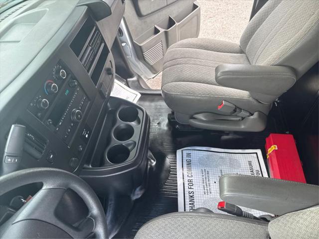 2023 GMC Savana Cargo RWD 2500 Regular Wheelbase Work Van