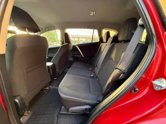 2016 Toyota RAV4 LE