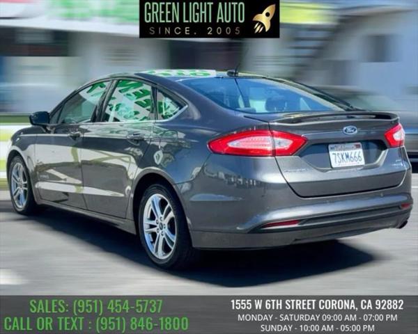 2016 Ford Fusion Hybrid SE