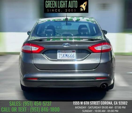 2016 Ford Fusion Hybrid SE