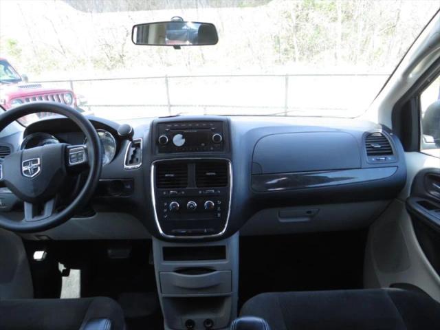 2016 Dodge Grand Caravan American Value Pkg