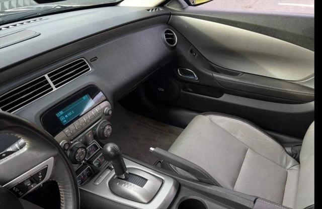 2011 Chevrolet Camaro 2LT