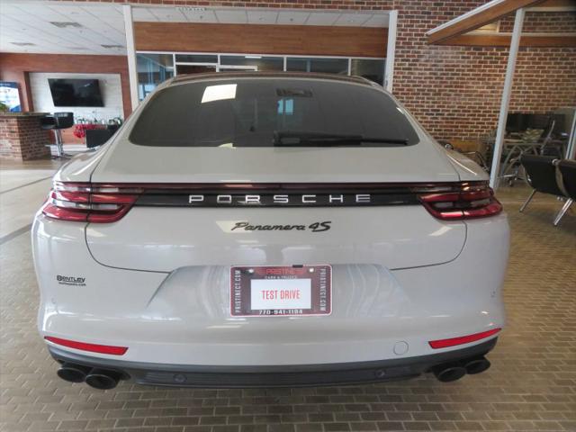 2018 Porsche Panamera 4S