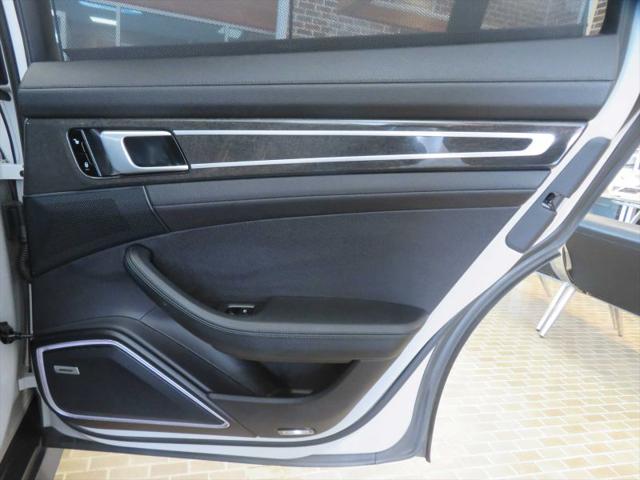 2018 Porsche Panamera 4S