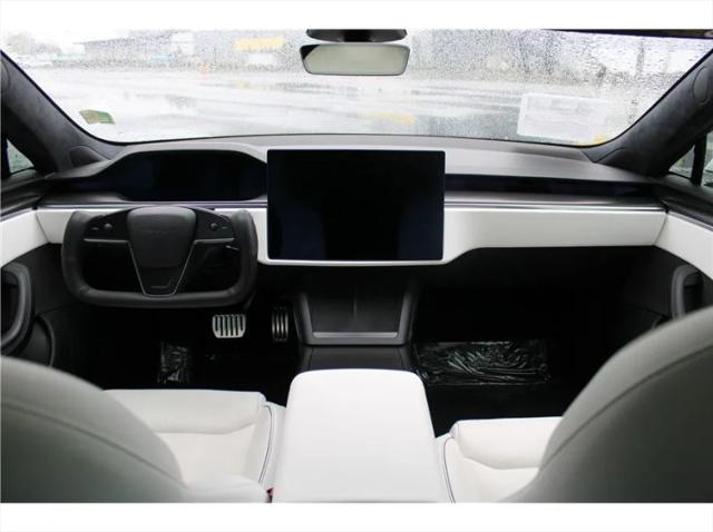 2022 Tesla Model S Plaid